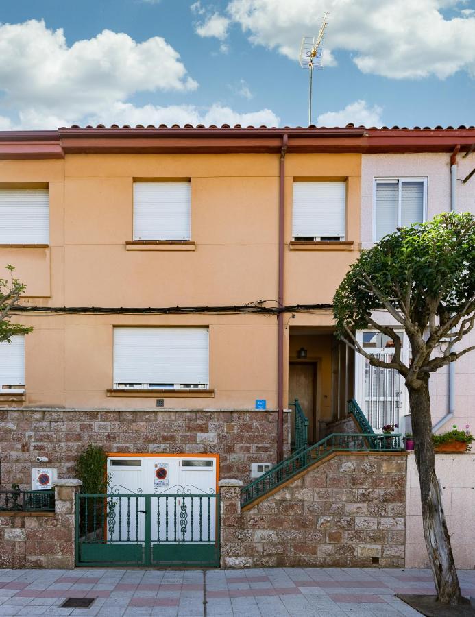 Housingleon - Casa Nueva A 400 Metros De La Plaza Mayor מראה חיצוני תמונה